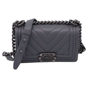 Chanel Small Boy Flap Shoulder Bag in Grey Calf Leather
